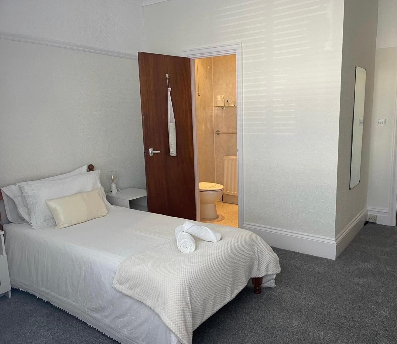 Capri Guest House Торки Экстерьер фото
